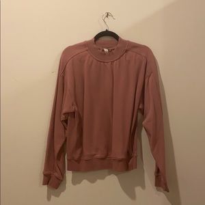 lululemon sweatshirt